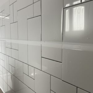 5 Cách Rửa Tường Gạch Men Nhà Vệ Sinh Sáng Bóng Như Mới