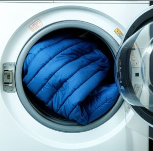 Bí Quyết Vàng: Cách Giặt Áo Phao Bằng Máy Giặt Không Vón Cục, Bền Đẹp Như Mới